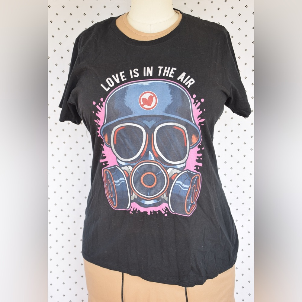 Anti-Valentine tee